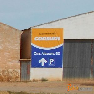 publicidad exterior en casas Ibáñez Publipanel