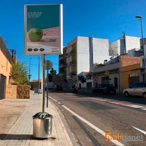 publicidad exterior en gilet publipanel