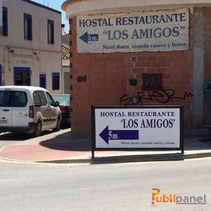 publicidad exterior en la roda publipanel